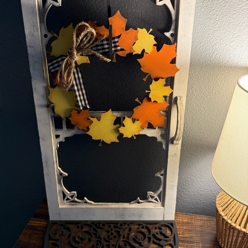 Farmhouse Wooden Screen Door With Interchangeable Wreath New